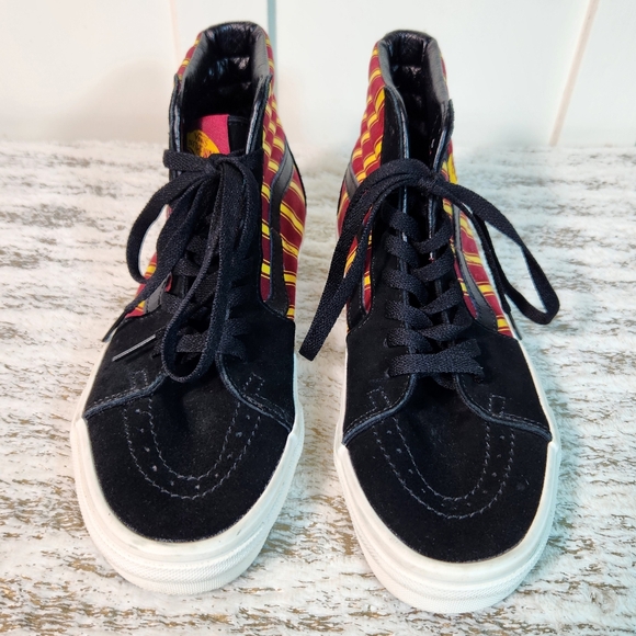 Vans Harry Potter Limited Edition Gryffindor High Top Sneaker | Women's Size 7.5 - Picture 6 of 14